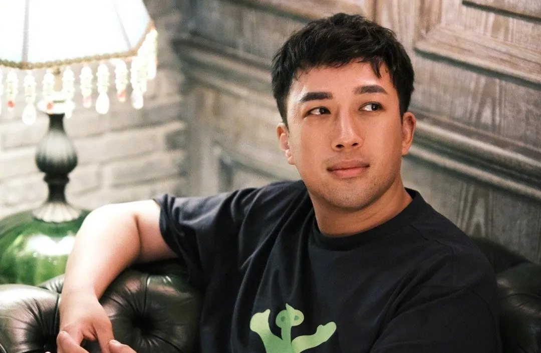 名编剧于正。翻摄于正微博