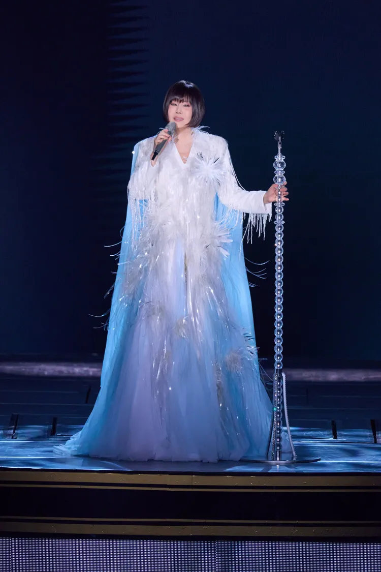 江蕙今晚開唱，懸空開唱、閃閃發亮。寬宏藝術提供