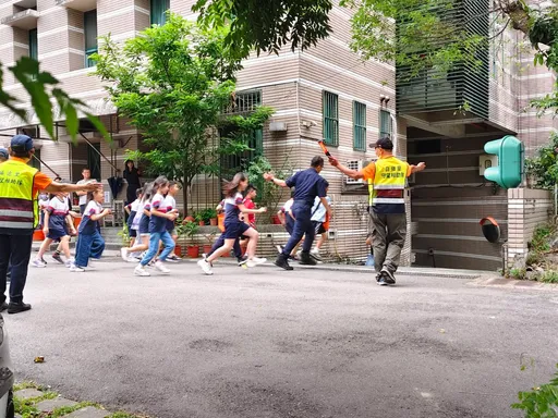 北市防空演习这样走!捷运只进不出、公车停驶 管制一次看懂