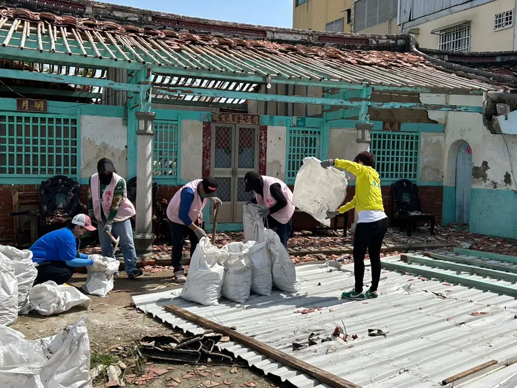 陳亭妃勘災。陳亭妃辦公室提供