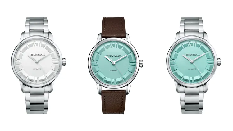 Tiffany Atlas系列38mm腕錶，不鏽鋼錶殼，Tiffany Blue藍或銀白色面盤，拋光與緞面交錯不鏽鋼鍊帶或深棕色小牛皮錶帶，瑞士自動上鍊機械機芯，動力儲存50小時，防水深度100米，鍊帶款約17萬7000元、深棕色錶帶款16萬1000元。品牌提供