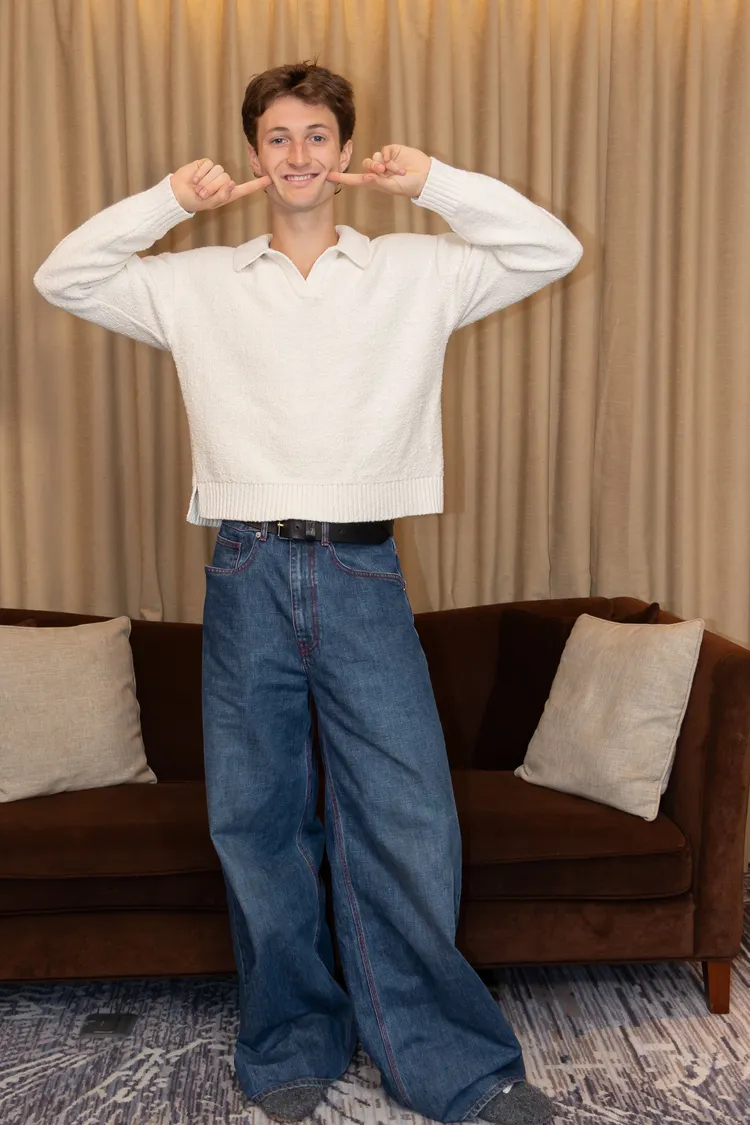 亨利莫迪是泰勒絲的鐵粉。索尼音樂提供