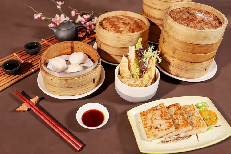 福容桃園店福粵樓超人氣港點三冠王第二道只要18元。業者提供