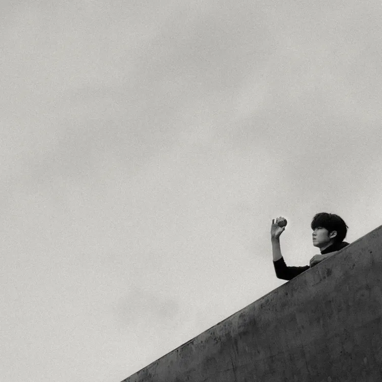 呂允新歌《空拍》是他18歲時的低潮之作。添翼創越工作室提供