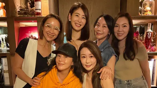 关颖衰卷GD展谣言「这是鬼故事吗」 陪贾永婕庆生笑亏:又被骂