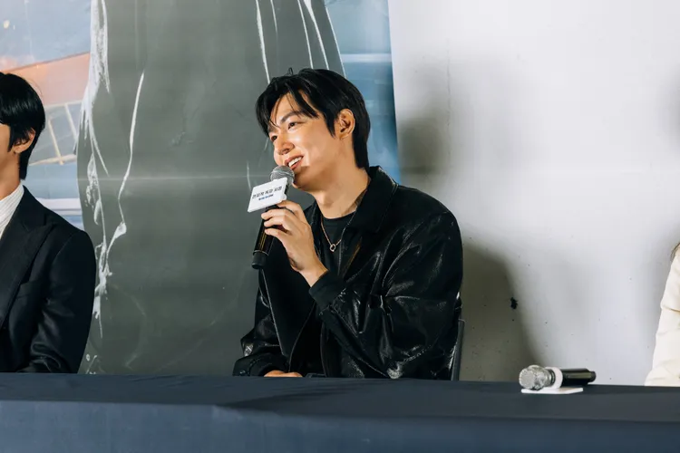 李敏鎬表示演「劉眾赫」很孤單。采昌提供