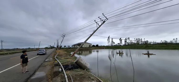 林俊憲認為，應該透過專案補助七股災區重建。郭國文辦公室提供