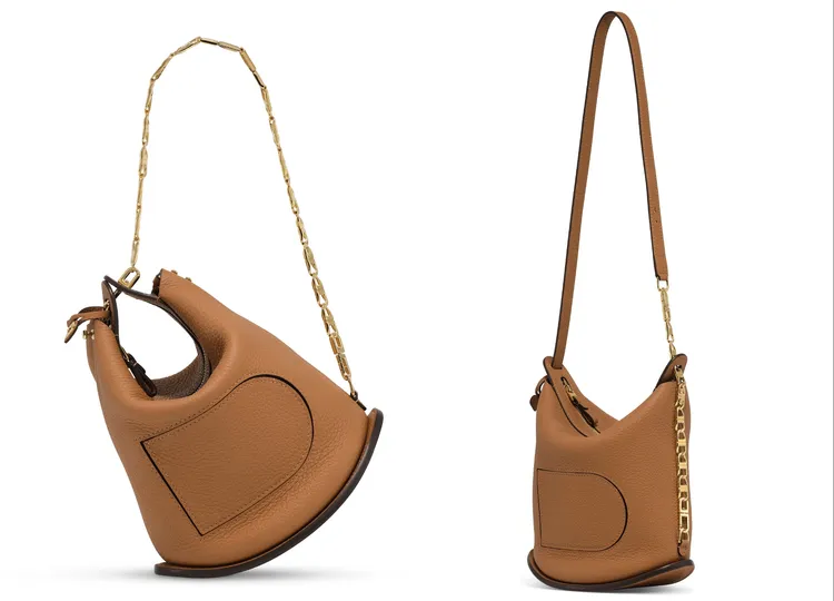 Pin Twist手袋以雙背帶設計提供多種背法。品牌提供