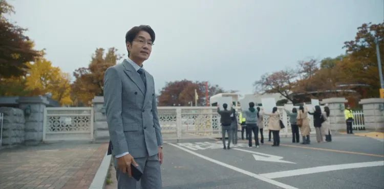 宋英奎在新劇《退貨兒童》飾演腐敗牧師，將被刪減戲份。翻攝friDay影音