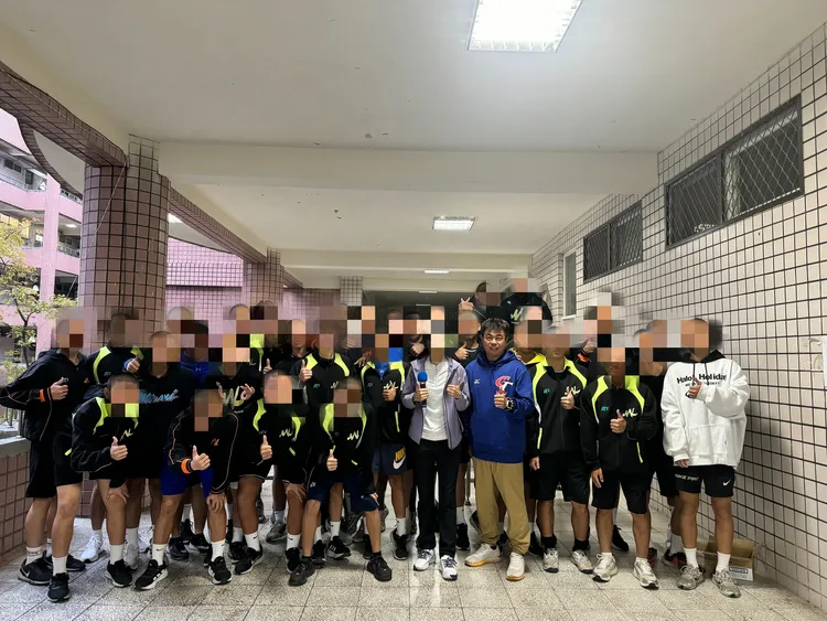 南港高工總教練蘇瑋傑帶隊一學期2個比賽6戰全敗。取自南港高工棒球隊粉專