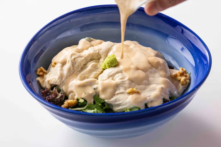 湯葉核桃胡麻醬沙拉。業者提供