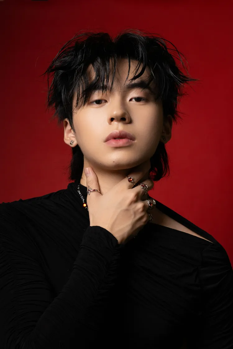 齊翔期許自己像偶像周杰倫看齊。ZEALOTS提供