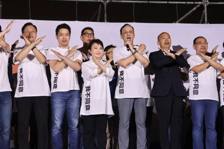 蔣萬安向支持者喊話投下不同意罷免票。莊宗達攝