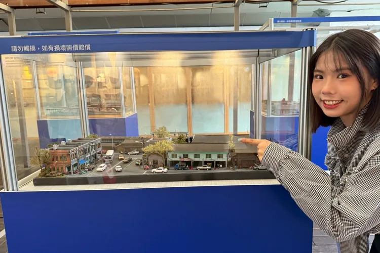 展覽猶如時光膠囊，喚起跨世代心中最熟悉的那一站記憶，一同重新認識台灣鐵道的歷史與文化之美。