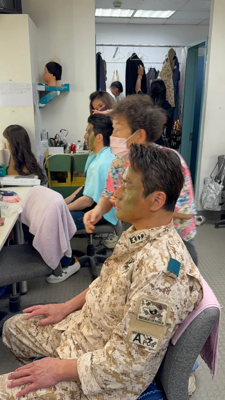 江宏恩迷彩裝扮。三立提供