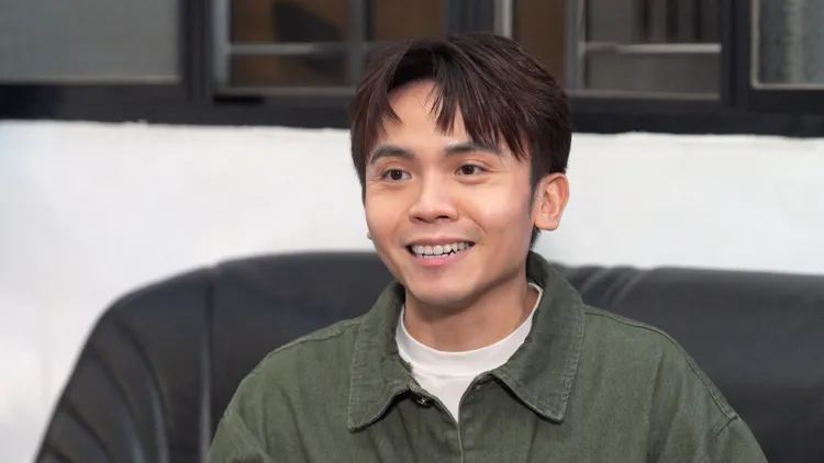 黃豪平爆料家中的毛寵意外讓嚴父形象大反轉。公視提供