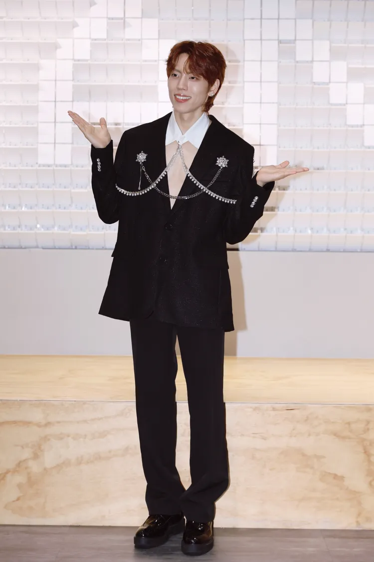 張東雨自爆喜歡絲質材質的衣服。彭欣偉攝