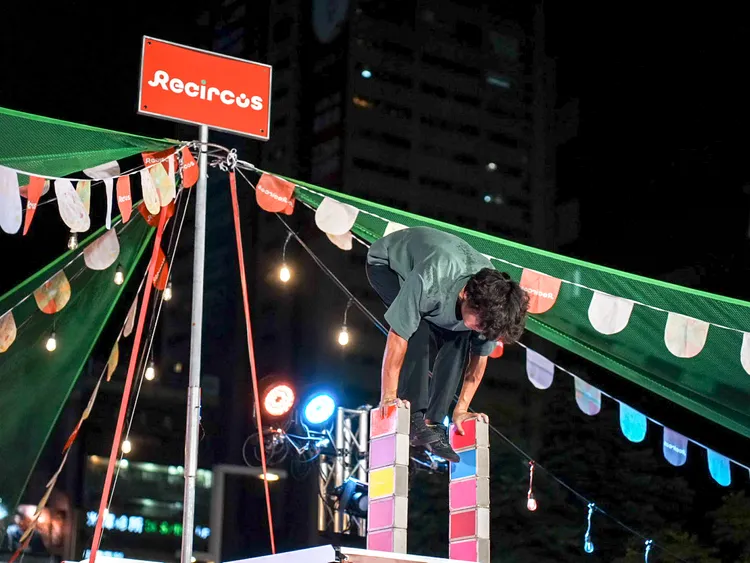 「天馬城邦」的 Recircus 移動綠劇場，以永續為核心，主打低碳足跡、可移動舞台。文化局提供