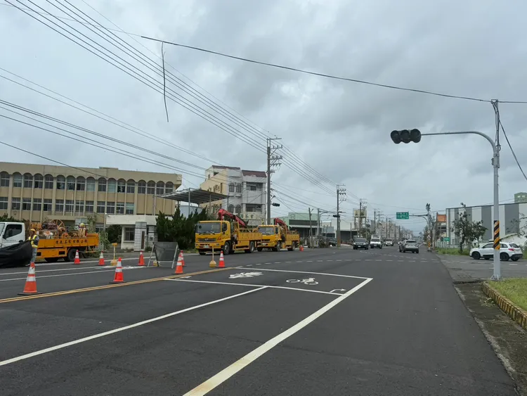 張姓民眾表示不忍苛責辛苦維修的工程人員，但看到網站上的數字跟實際情況不同，還是有情緒。民眾提供