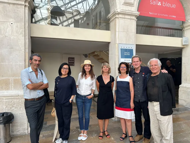 維吉尼亞·莉朵嫣（Virginie Ledoyen）（左3）於論壇中分享與楊德昌的互動。文化部提供