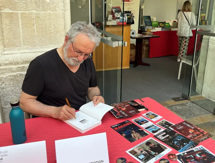 《楊德昌的電影世界》專書作者Jean-Michel Frodon簽書會。文化部提供