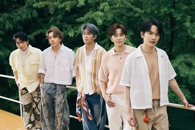 Energy感受解散的寂寞後，再度拾起彼此的共同回憶。相信音樂提供