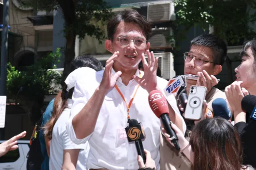 國策顧問涉百億採購弊案 黃國昌:他曾見賴總統、提「國家隊」撈預算
