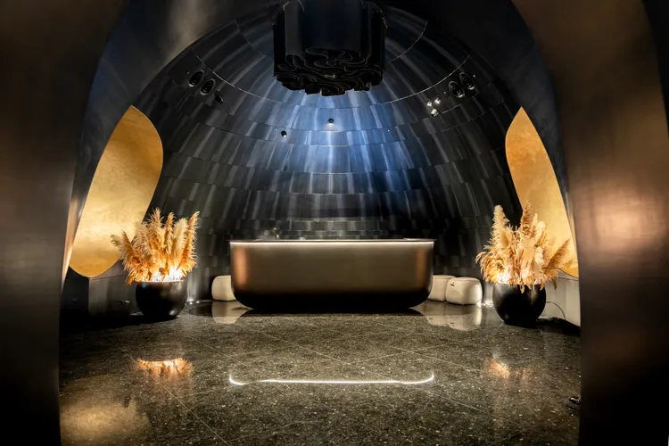 ONCOR 響艷都市會所七期旗艦店接待大廳。業者提供