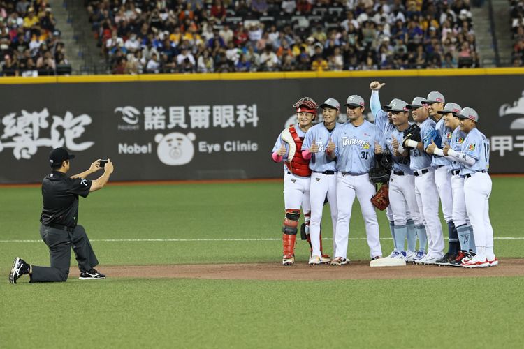 中職明星賽「玩過頭」球迷不爽了？洪一中：還是要認真打    