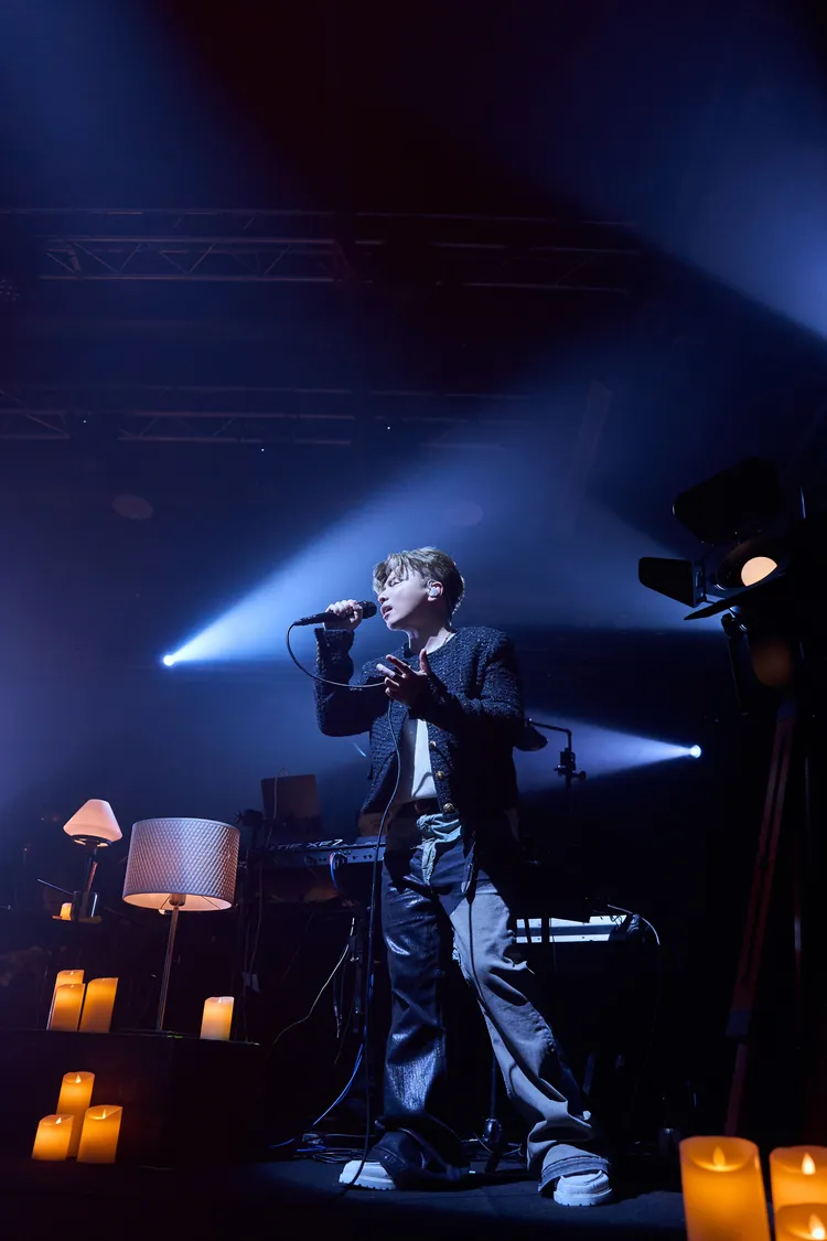 小宇追憶已故好友方大同，逼哭全場。索尼音樂提供