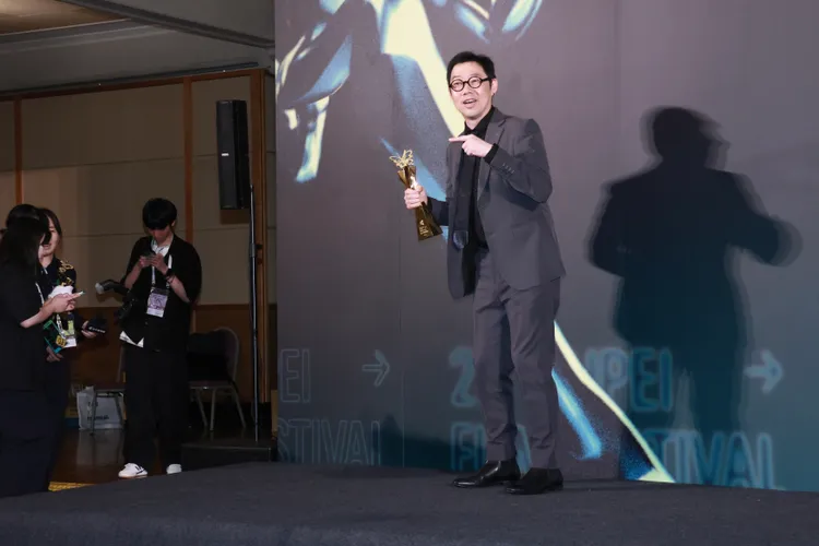 林書宇急著下台陪老婆夏于喬等女主角獎公布。彭欣偉攝影