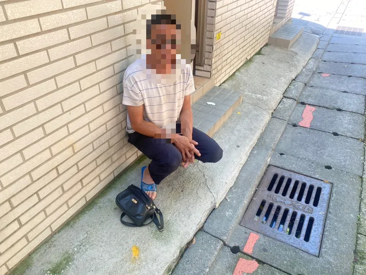 周男於1小時內落網。警方提供