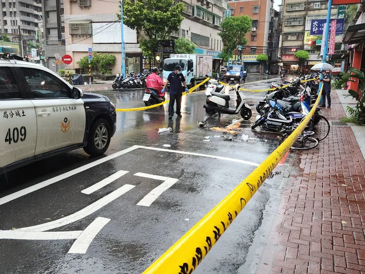 警方到場拉起封鎖線。警方提供