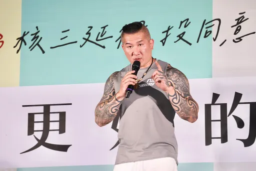 館長轟綠能「讓民進黨賺得盆滿缽滿」!喊大陸電多到可做燈光秀