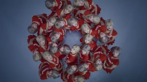 小龍女MV《CRUSH》變複製人 粉絲哀號:突然發現我臉盲