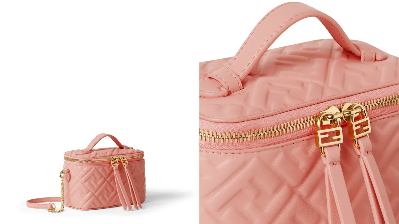 FENDI Vanity粉红色纳帕软皮,6万3200元。品牌提供