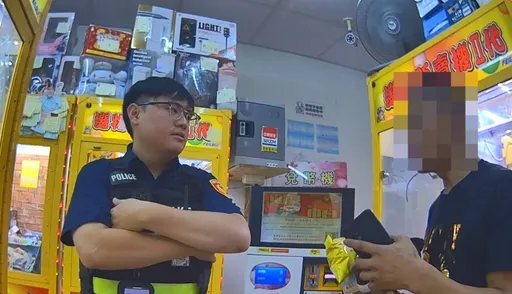 男子连番滋扰社区还吸毒 桃警铁腕出击逮捕送办