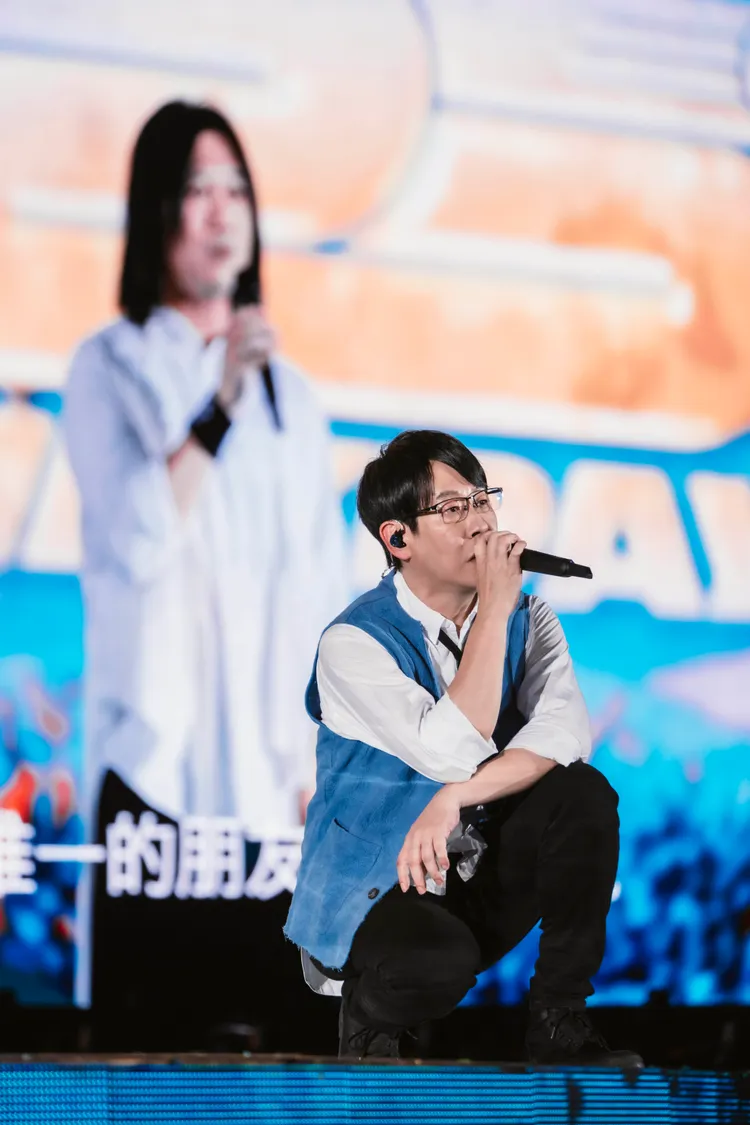 冠佑。相信音樂提供