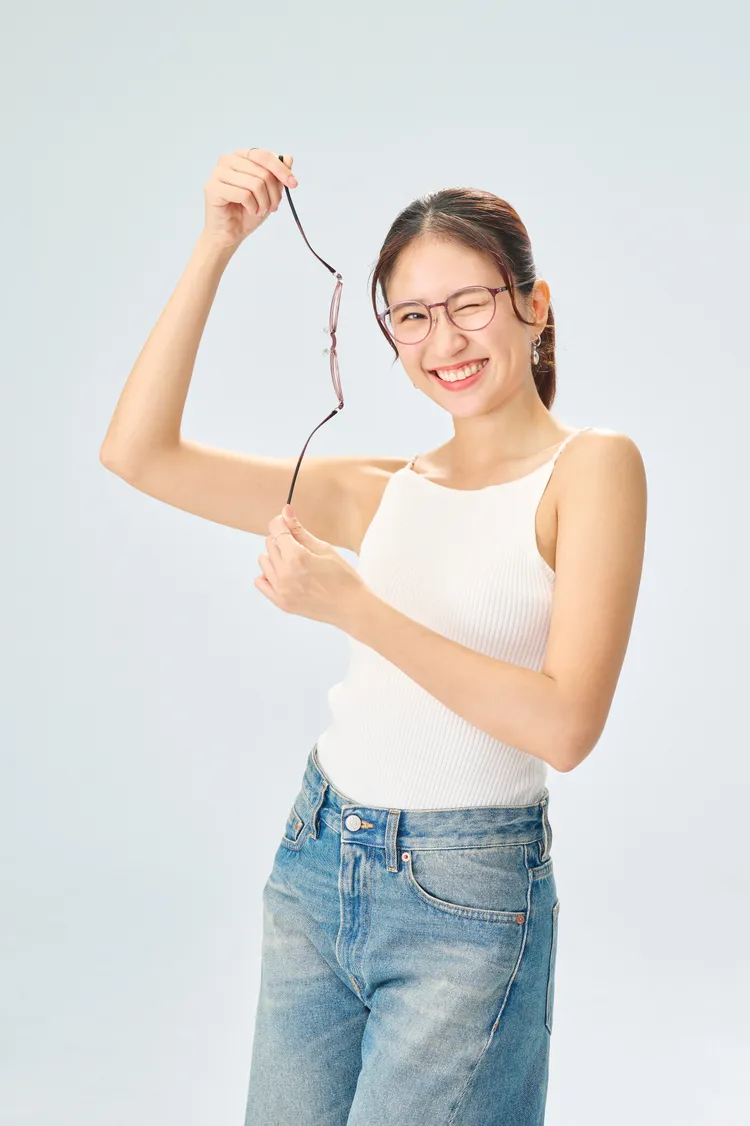 9m88代言的OWNDAYS AIR系列擁有輕量、柔韌等特色。品牌提供