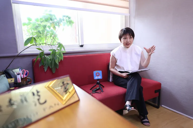 范雲表示，當時面臨的掙扎是馬上進入國會？還是繼續過往的經營努力？記者彭欣偉攝