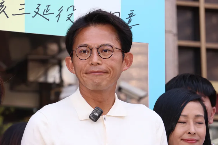 黄国昌率众违法还呛记者「你够了吗」　许智杰：你才够了！