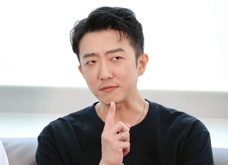 懷秋曾與媽爭執。莊宗達攝