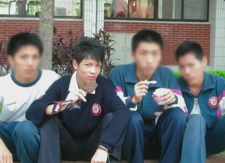 蕭敬騰學生時期照片。踢帕娛樂提供