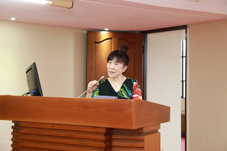 護理師公會理事長陳麗琴。取自護理師公會FB