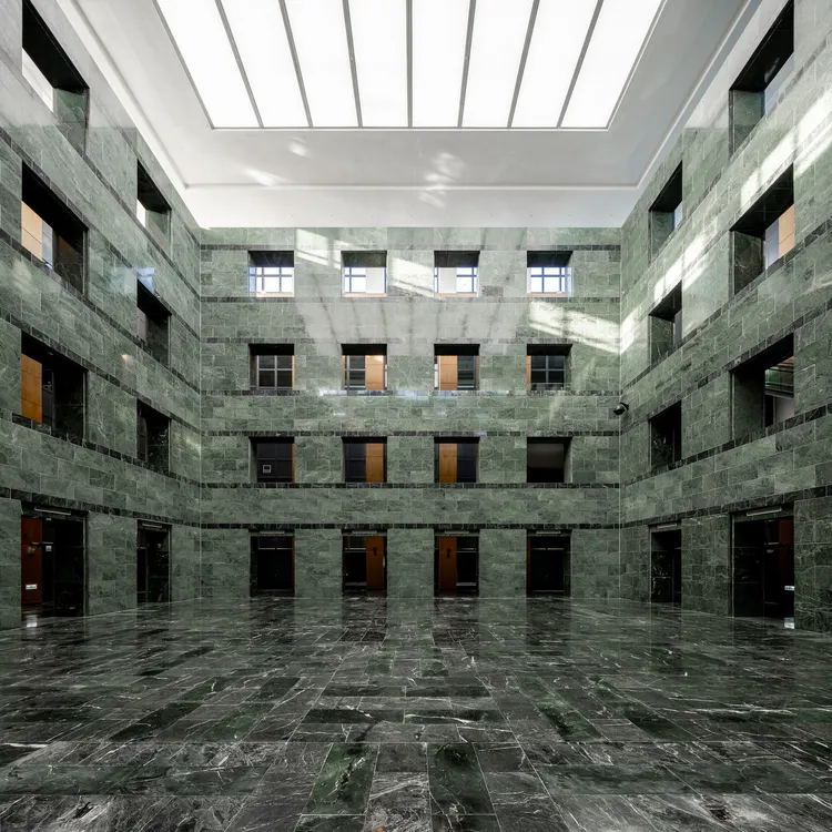 史前館首度開放館內空間「展示中庭」為第一天晚間的演出場地。丰宇影像提供