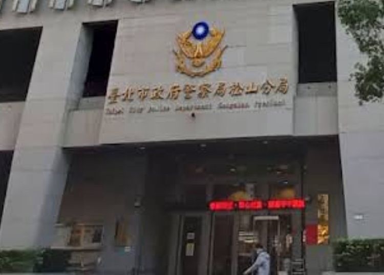 北市交通分隊小隊長執勤返隊部突昏厥　同事AED電擊鬼門關搶命