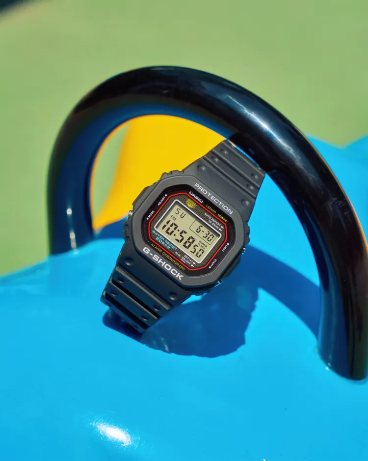 G-SHOCK DW-5000R-1A，7000元。品牌提供