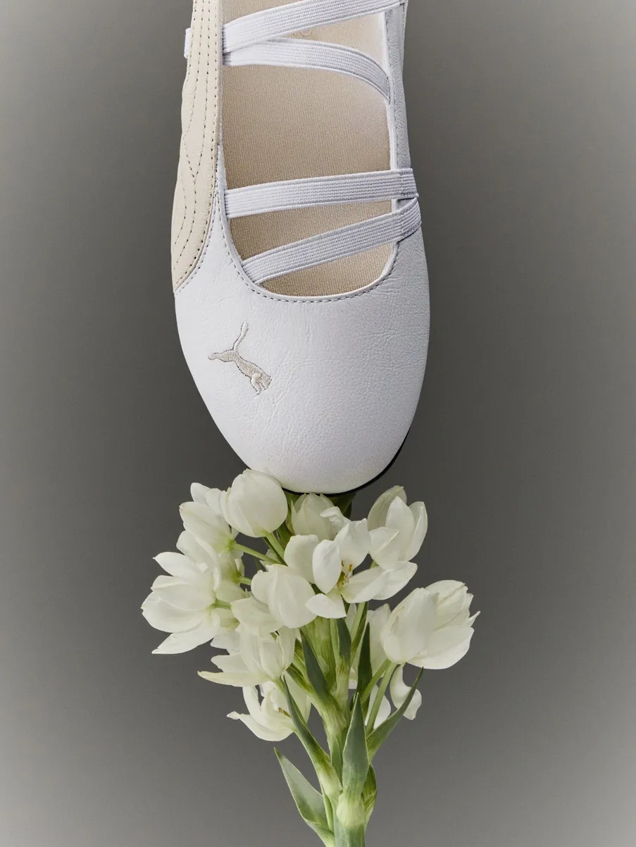 PUMA SPEEDCAT Ballet Leather白色皮革款,2680元。品牌提供