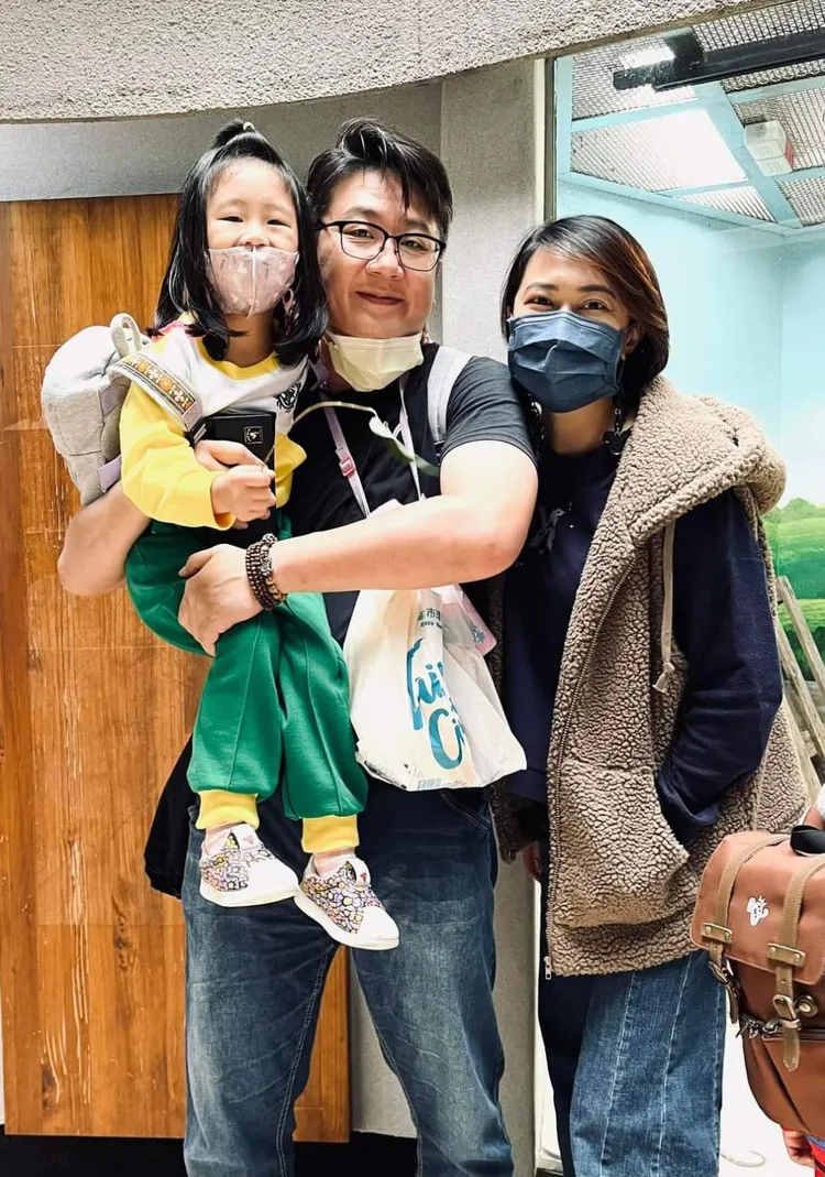 章家瑄常分享一家三口幸福生活。翻攝章家瑄臉書