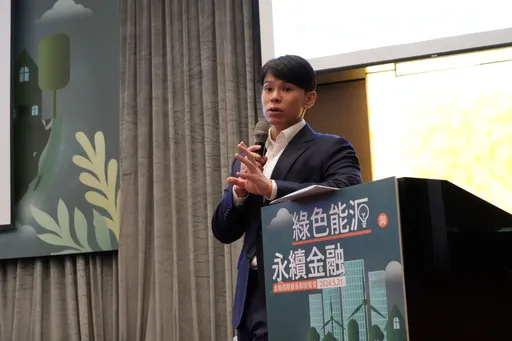郑亦麟被封「小英男孩」起因他!当年敌手嘲讽:就你偷吃忘擦嘴